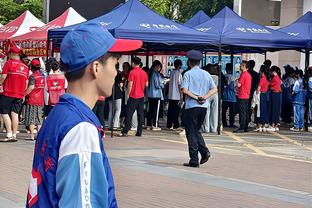 凯塞多本场数据：1次关键传球，1次失误致丢球，评分仅6.1