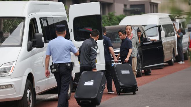 意媒：尤文报价拉齐奥中场费利佩-安德森 并追求伯恩茅斯后卫凯利